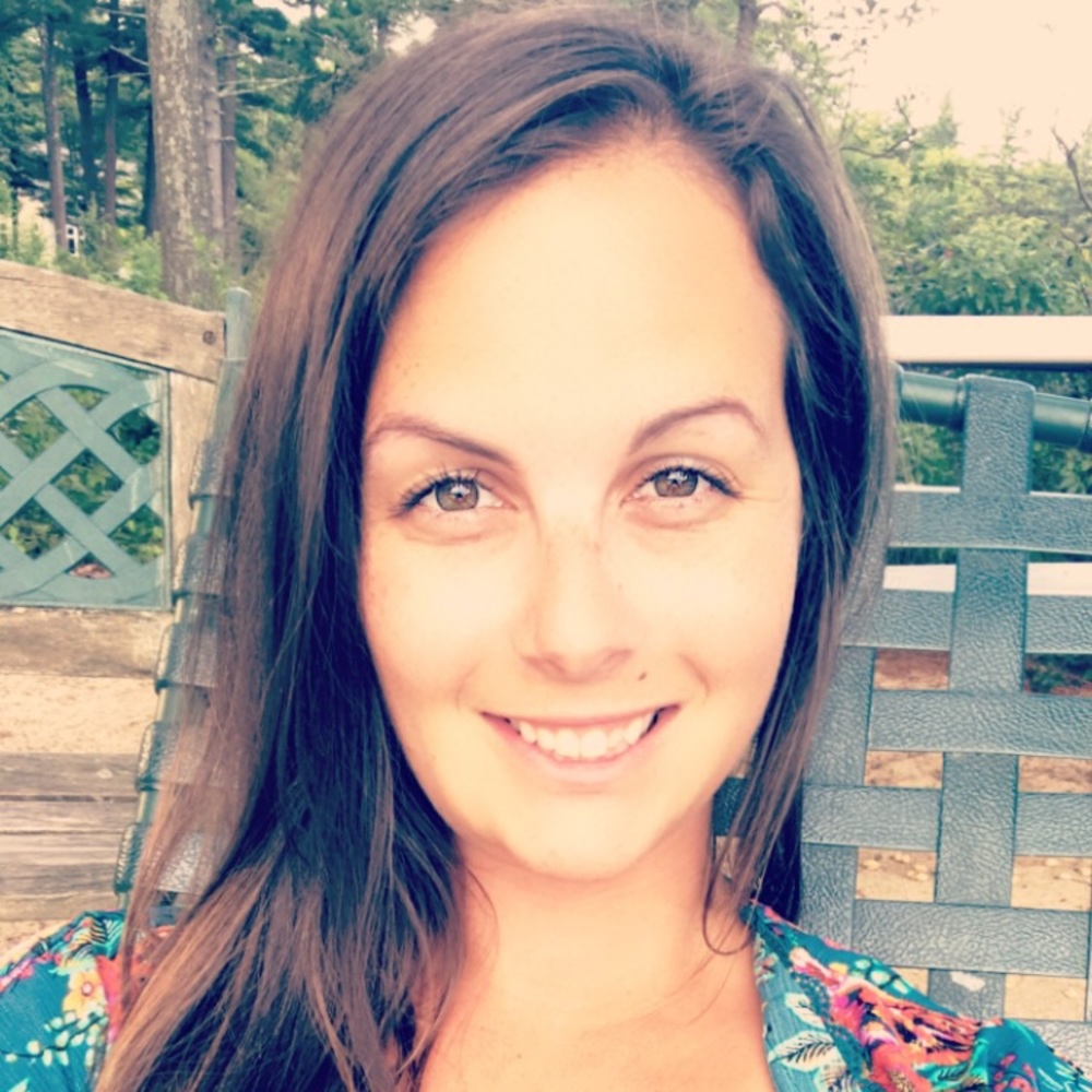 Meet your Posher, Olivia